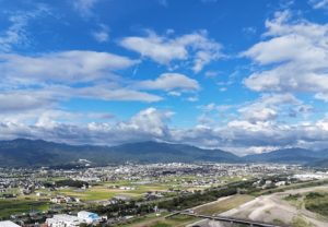 愛媛県松山市上空からのドローン空撮写真